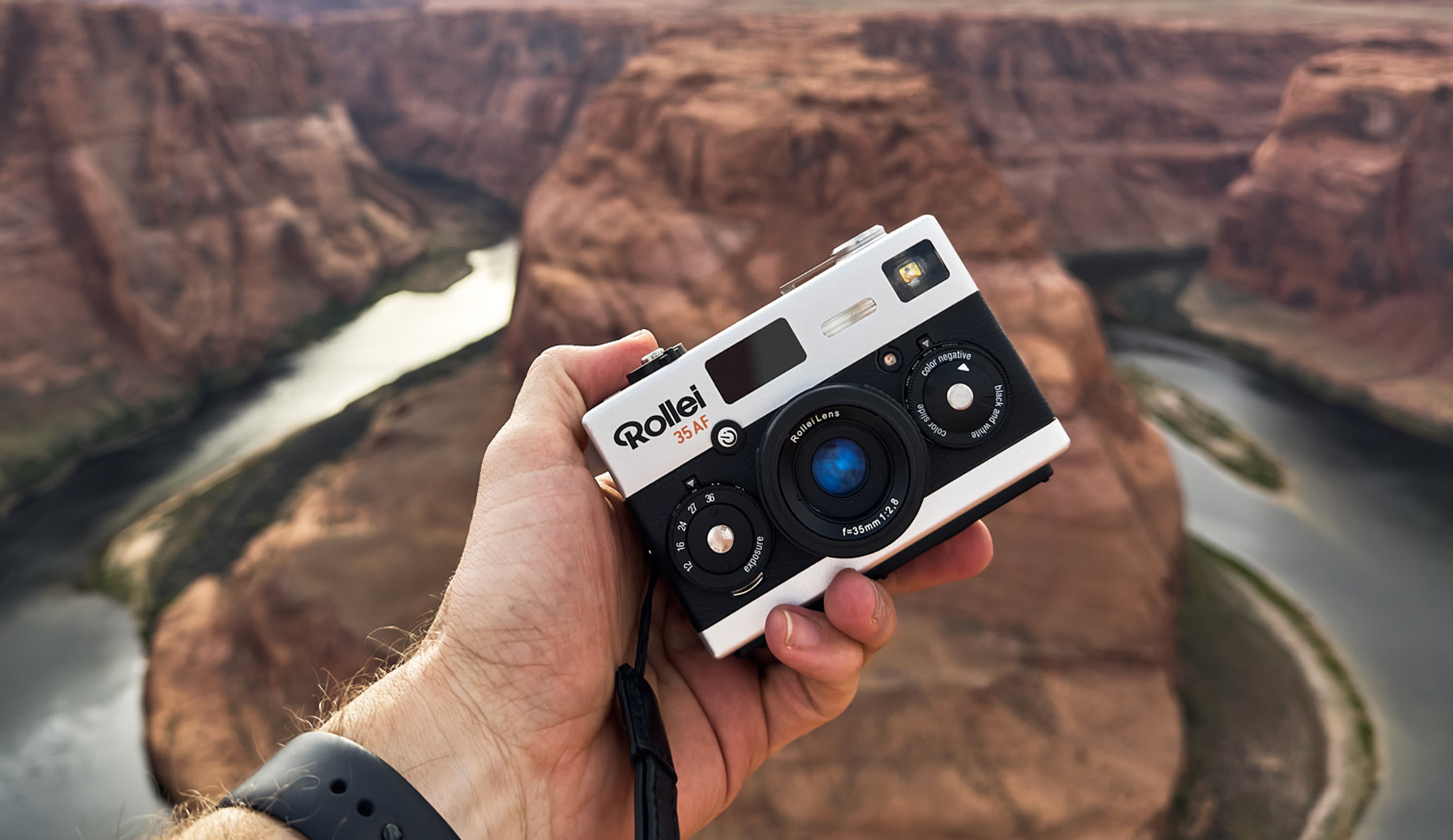 Rollei 35 AF Features Rollei 35 AF Features